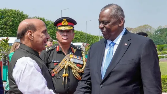 Lloyd Austin WITH Rajnath Singh.jpg