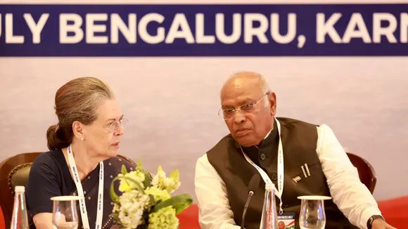 Sonia Gandhi and Mallikarjun Kharge