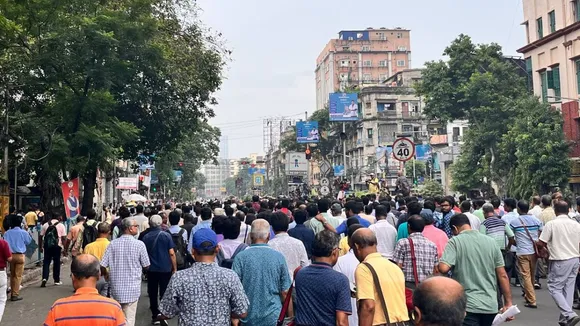 Mass rally from MCK to LalBAZAR in support of Dr. Kunal Sarkar & Dr. Subarna Goswami who have been asked by KP to attend Lalbajar PS