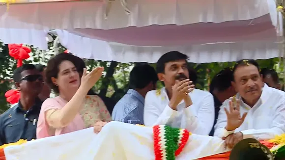 LIVE_ Smt. Priyanka Gandhi Vadra Congress Vijayanagar Karnataka