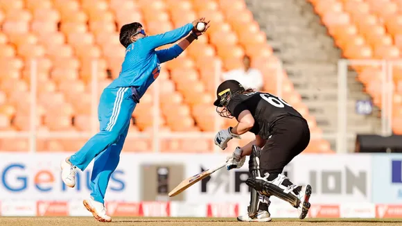 India vs New Zealand Brooke Halliday