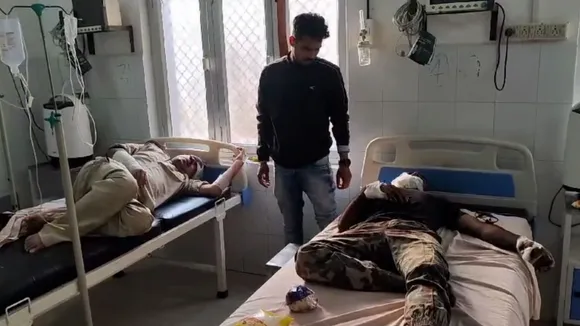 Injured jawans being treated at a hospital after a bus carrying Bihar Special Arms Police personnel met with an accident on its way to Siwan, in Ballia, Wednesday, Oct. 30, 2024