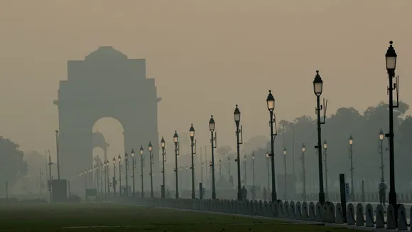 India Gate engulfed in layer of smog, a day after Diwali celebrations in New Delhi