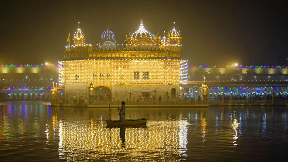 Golden Temple on the eve of Guru Nanak Gurpurab, the birth anniversary of the Sikh Guru Nanak Dev, in Amritsar, Thursday, Nov.14, 2024.