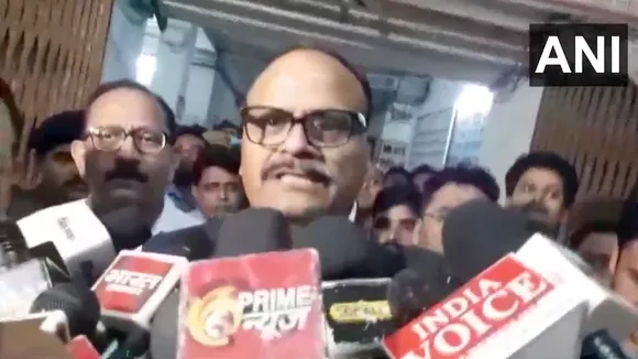 Brajesh Pathak at Jhansi medical college