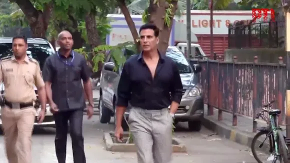 Akshay Kumar voting