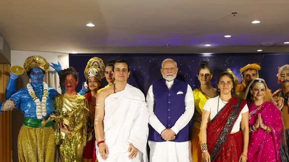 Narendra Modi with Vedanta teacher Masetti