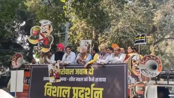 Virendra Sachdeva Sheeshmahal Protest