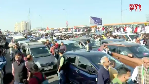 ghazipur border traffic Rahul Gandhi