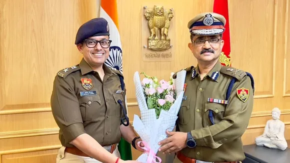 1998-batch IPS officer Saurabh Singh (right) takes charge as ADGP, Haryana CID