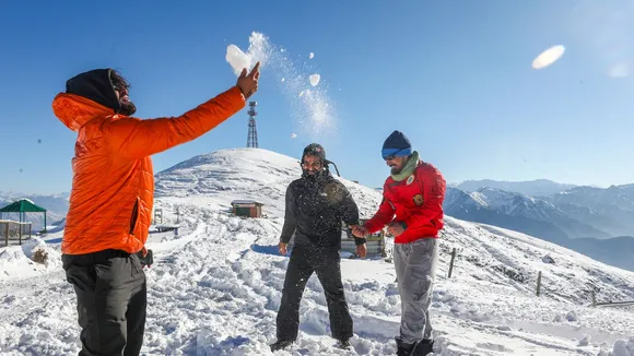 Kashmir weather Kashmir winters Kashmir snowfalls