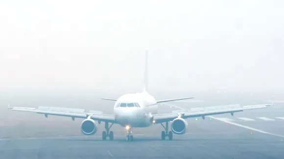 Delhi Airport Delhi Fog Flight Delay Srinagar Airport Aviation image