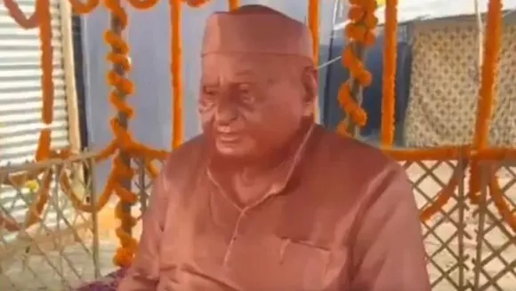 Mulayam's statue in Maha Kumbh