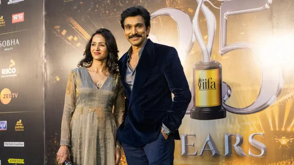 Pratik Gandhi with wife