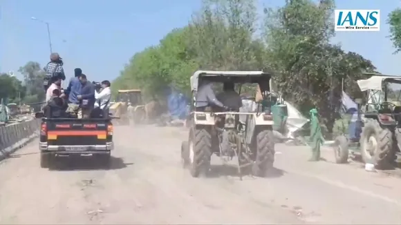 Khanauri border opens
