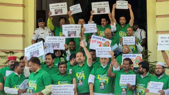Bihar Budget session RJD Protest