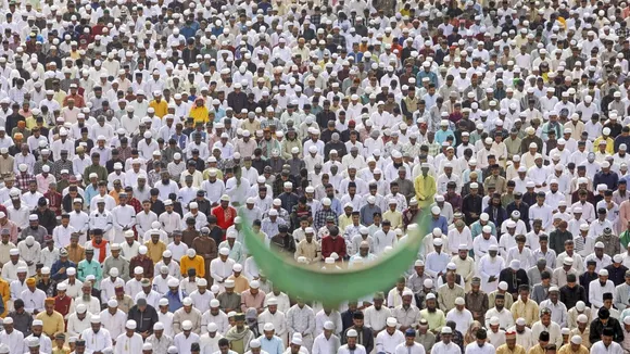 Eid Image Eid Celebrations Muslims Namaz