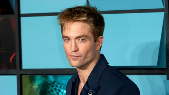 Robert Pattinson image
