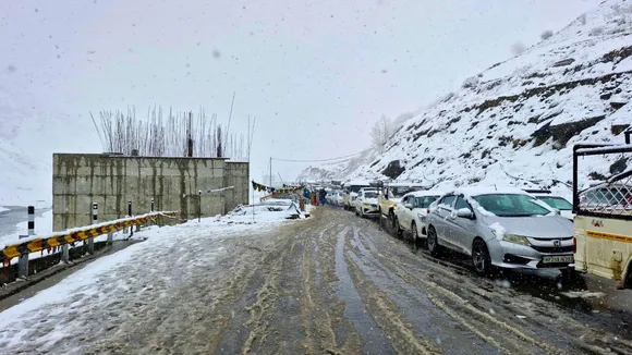 Himachal Pradesh Snowfall in Lahaul and Spiti