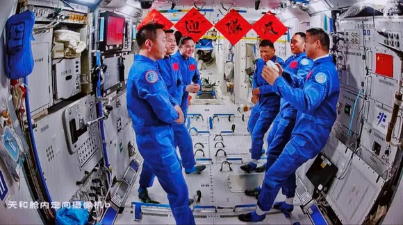 Three Chinese astronauts enter space station