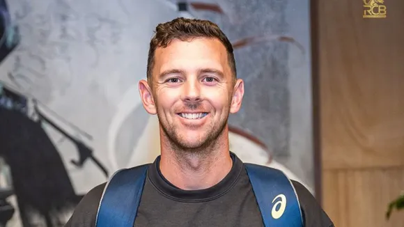 Josh Hazlewood image 3