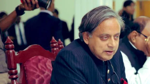 Shashi Tharoor led by app party delegation in Panama.