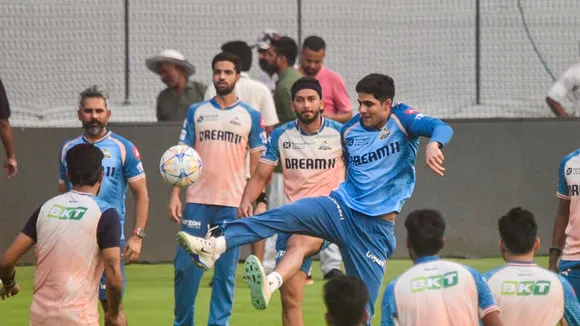 Shubman Gill Gujarat Titans vs Mumbai Indians