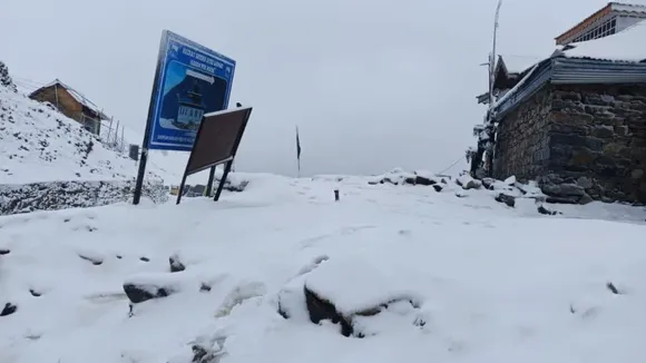 Snowfall in Kashmir 5