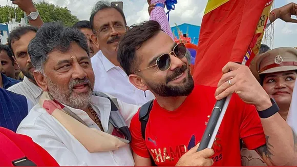 DK Shivakumar meets RCB at airport