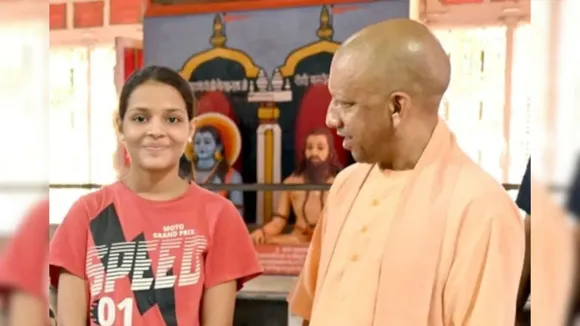 Gorakhpur girl praises Yogi Adityanath Pankhuri Tripathi