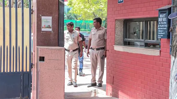 Delhi Schools Bomb Threat Delhi Police