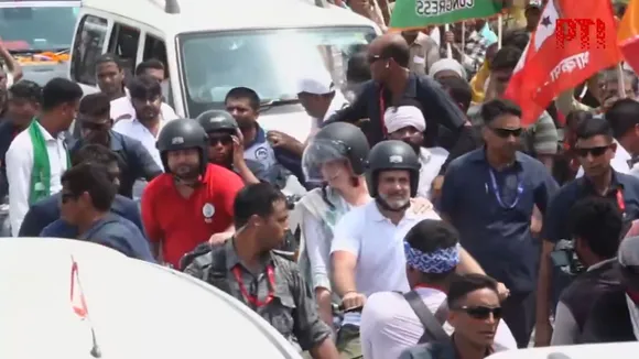 Rahul Gandhi Priyanka Gandhi Muzaffarpur