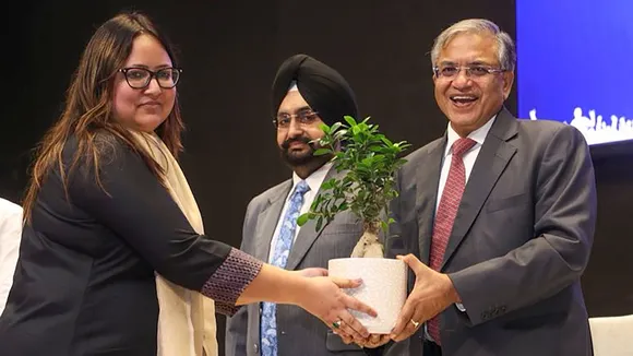 In this image posted on Oct. 3, 2025, Chief Election Commissioner (CEC) Gyanesh Kumar being facilitated during a meeting with the general, police and expenditure observers appointed by the Election Commission (EC) for the upcoming Bihar Assembly elections.