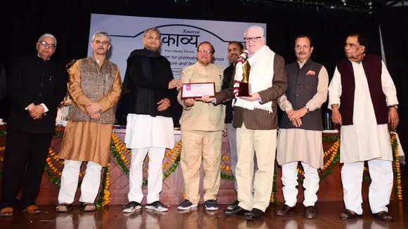 Yash Goyal with Ashok Gehlot