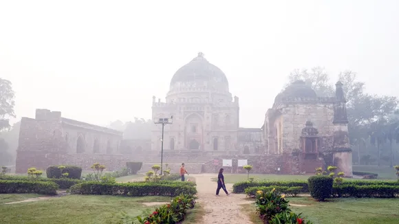 Delhi Pollution Delhi Winters Delhi Smog Delhi Air Quality AQI Lodhi Garden Delhi Weather