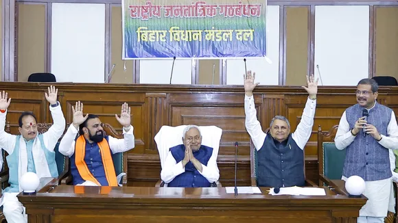 JD(U) chief Nitish Kumar being greeted by newly elected MLAs of the NDA during a meeting, in Patna, Wednesday, Nov. 19, 2025.