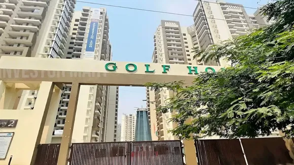 Amrapali Golf Homes