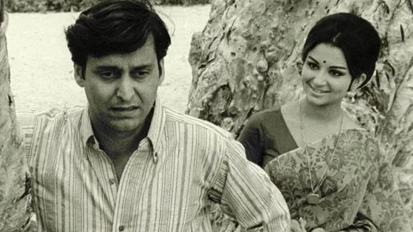 Satyajit Ray Aranyer Din Ratri