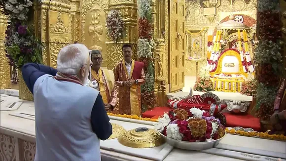 PM Modi performs Darshan and Pooja at the Shree Somnath Mandir