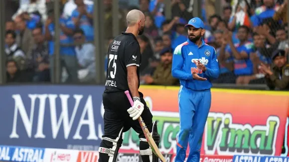 Daryl Mitchell Virat Kohli