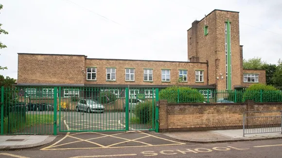 Vicar’s Green Primary School