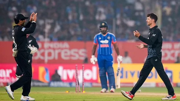 Mitchell Santner India vs New Zealand