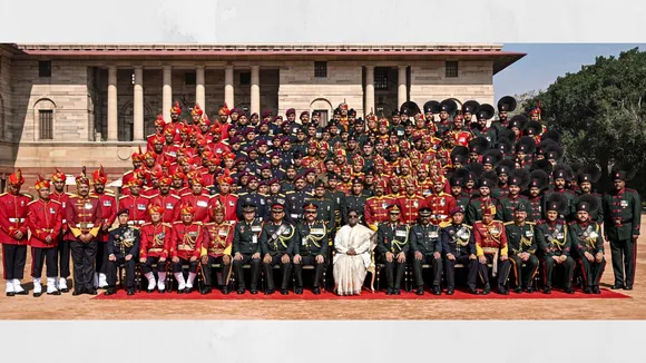 Droupadi Murmu with Republic Day Parade Beating Retreat Ceremony participants