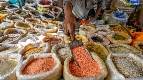Pulses Retail Inflation Shopkeeper CPI WPI RBI Food Prices
