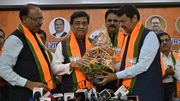 Ashok Chavan Devendra Fadnavis BJP