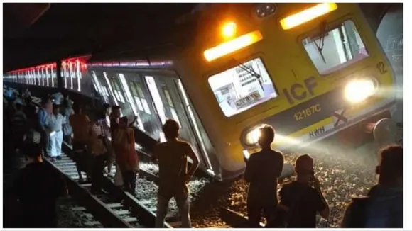 Train Derail W bengal.jpg