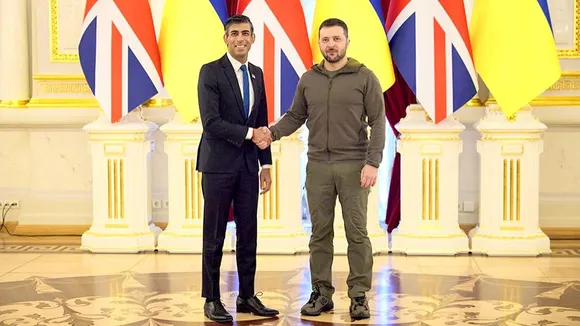 Rishi with Volodymyr Zelenskyy.jpg