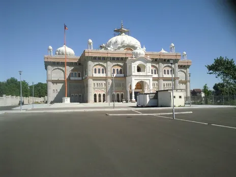 Gurudwara Sikh Temple UK.jpg