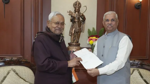 Nitish Kumar resigns