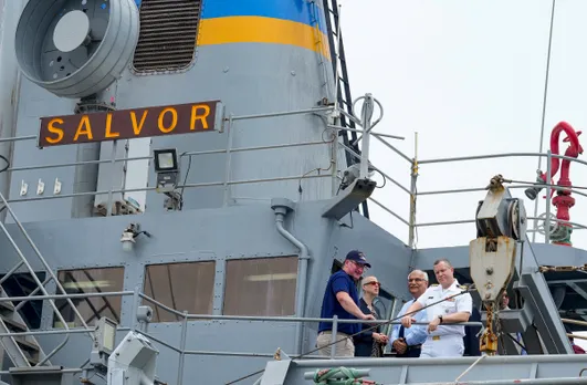 USNS Salvor.jpg